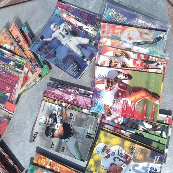 '95 Fleet NFL Sports Trading Cards Collection(380 Count) - Picture 2 of 4